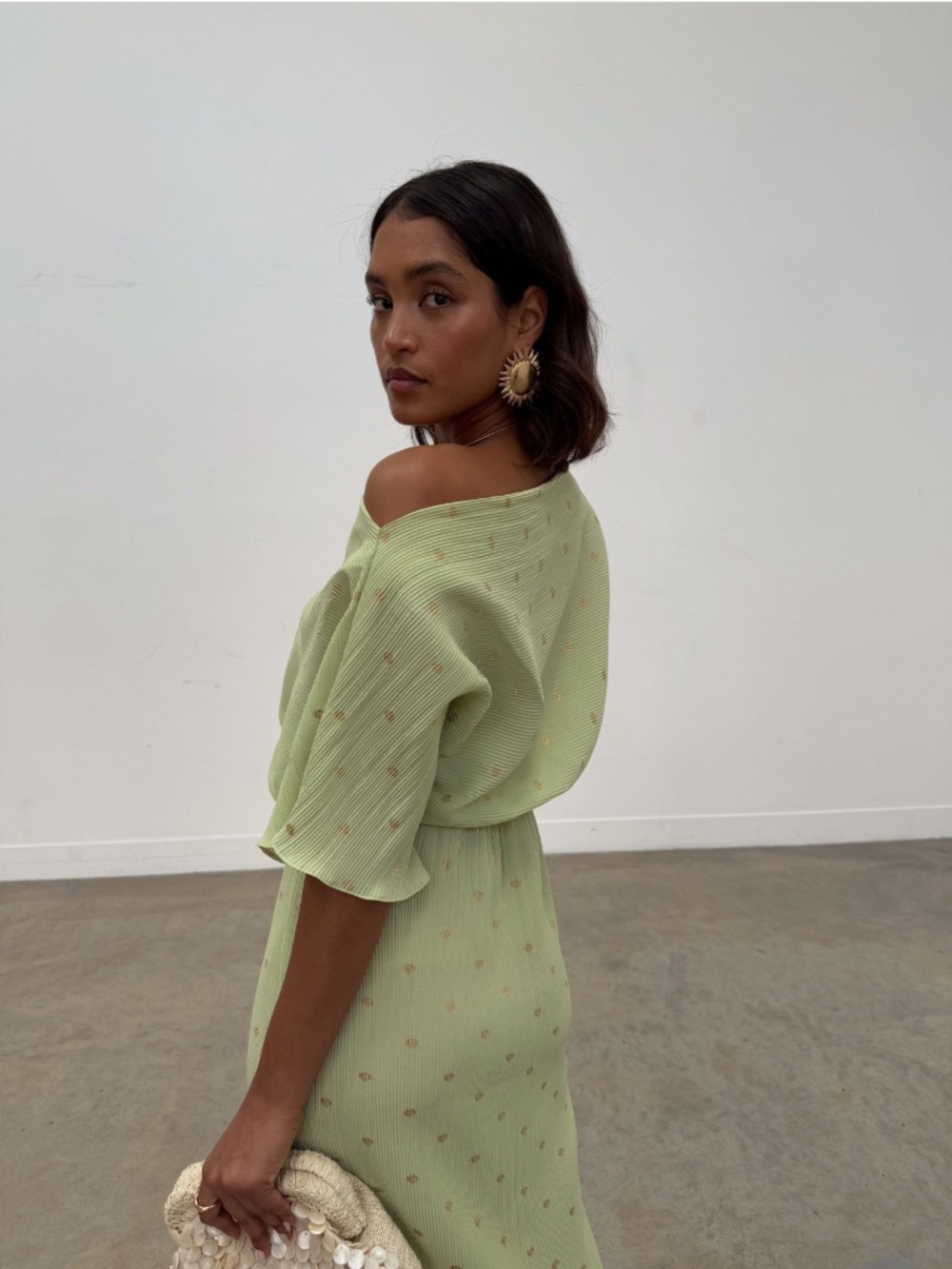NEW Never Fully Dressed Tilly Metallic Plisse Maxi Dress in Pistachio Sz XS - Picture 5 of 6